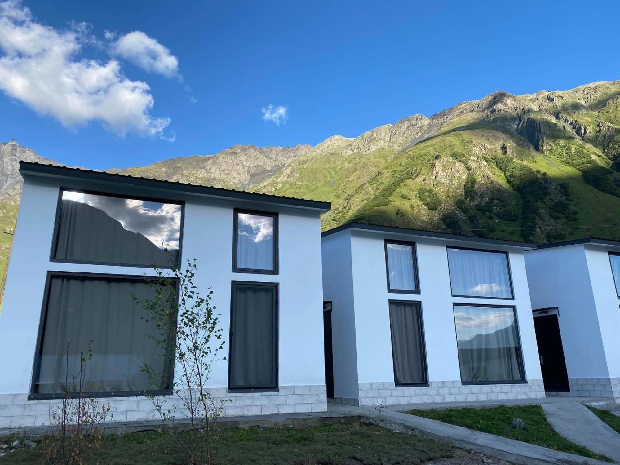 Krebuli Ξενοδοχείο Kazbegi Εξωτερικό φωτογραφία
